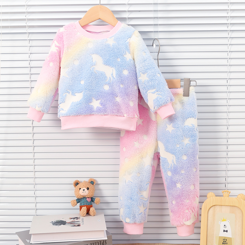 Baby Clothing Night - Weibliches Baby farbiger Herbst und Winter